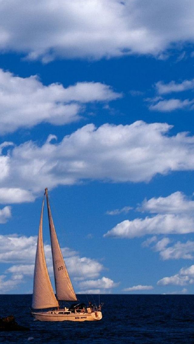 640x1136 Chicago Yacht - sky iPhone Wallpaper