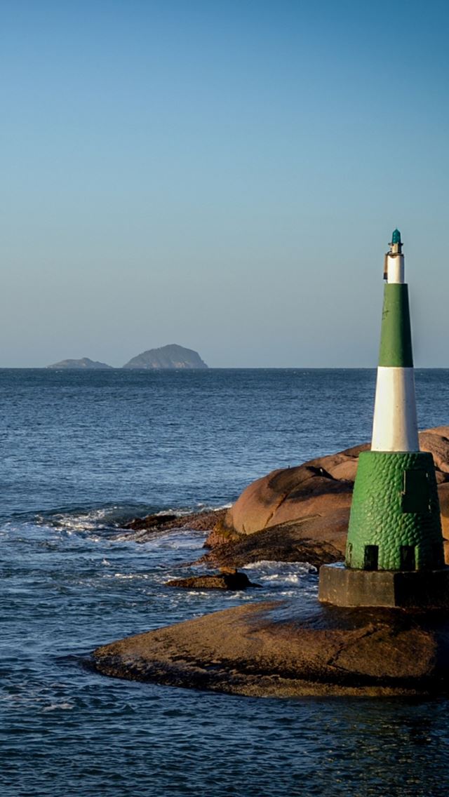 640x1136 Lighthouse - stone iPhone Wallpaper