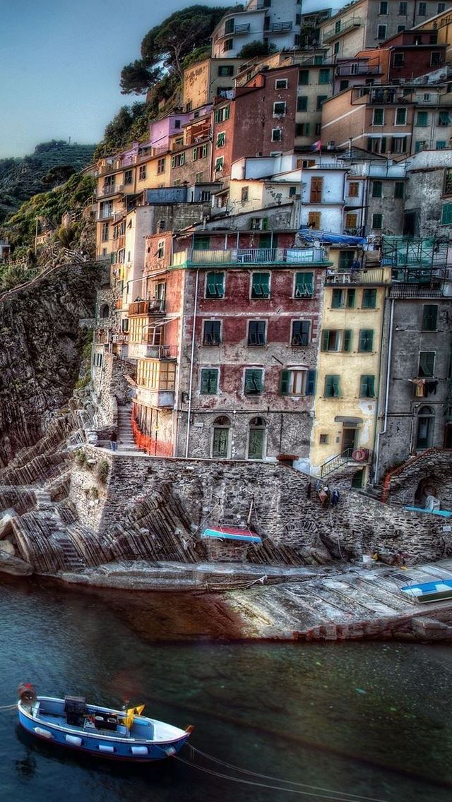 640x1136 Riomaggiore Italy - italy iPhone Wallpaper