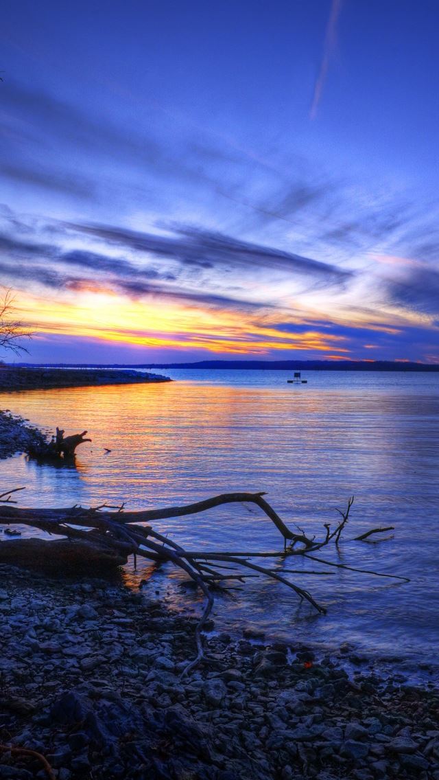 640x1136 Sunrise in the beach -  iPhone Wallpaper