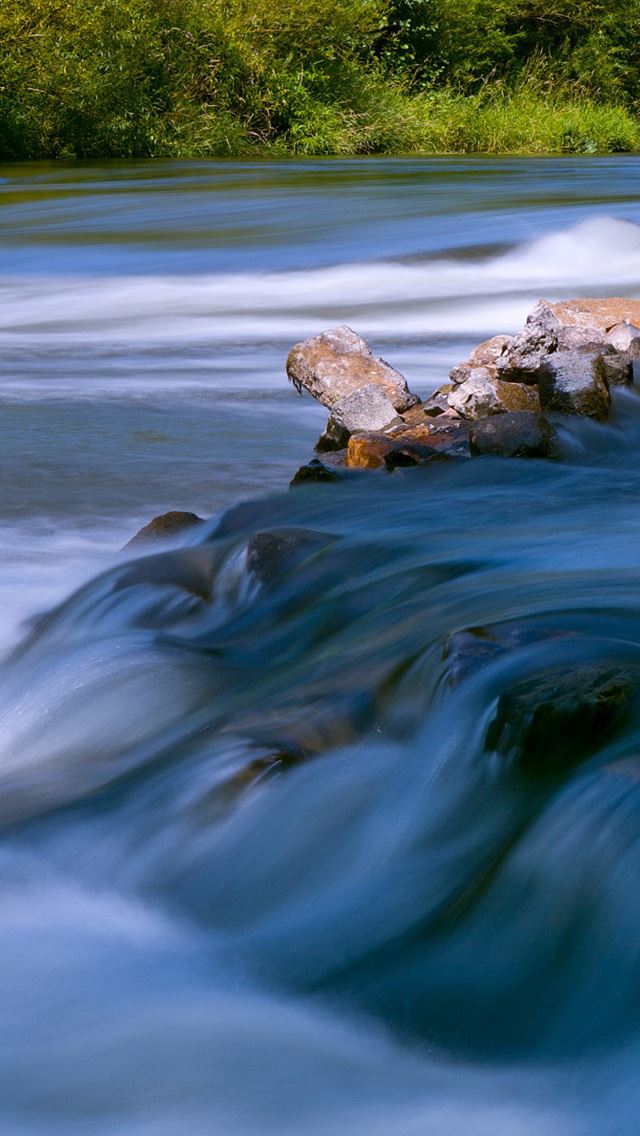 640x1136 Flowing water - flowing iPhone Wallpaper