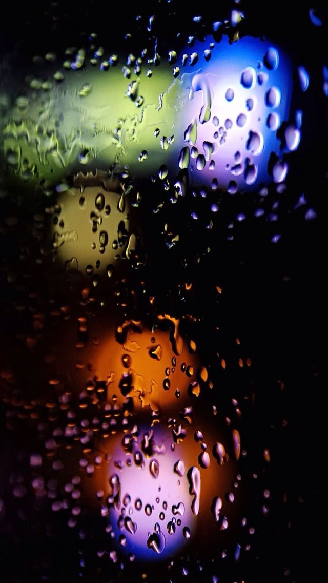 640x1136 Blur Drops - glass iPhone Wallpaper