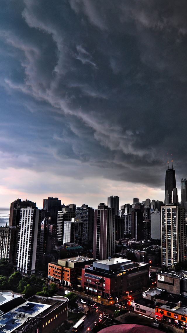 640x1136 Storm over city - building iPhone Wallpaper