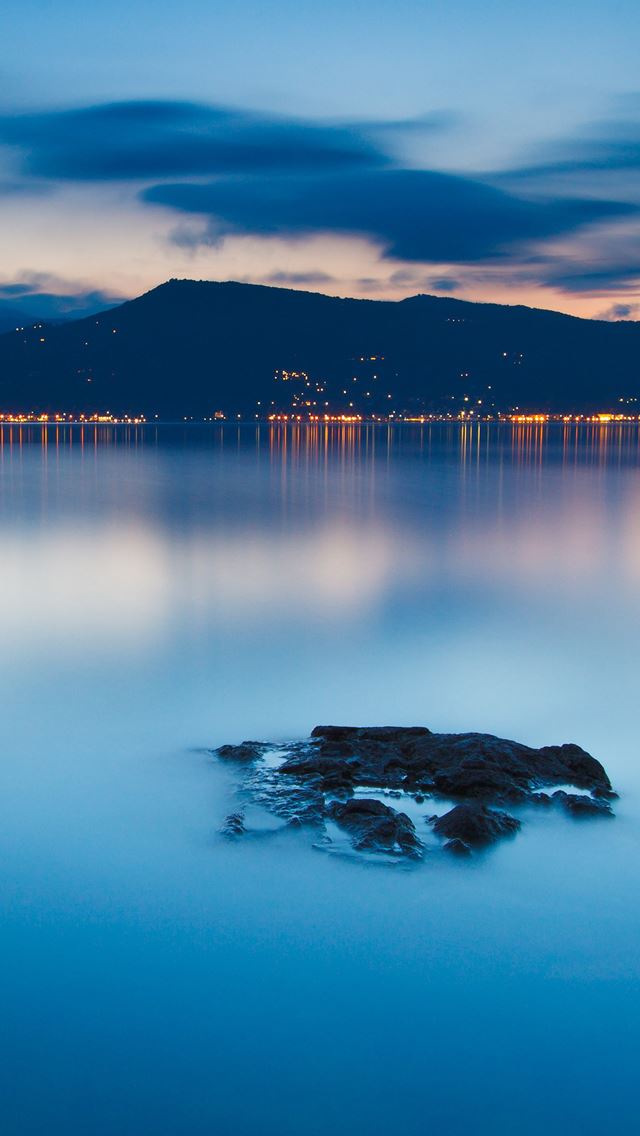 640x1136 Plain blue water - plain iPhone Wallpaper