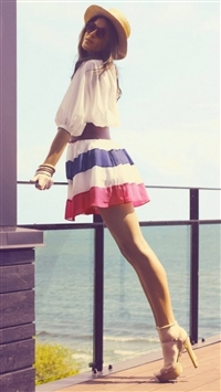 Seas Sunglasses wallpaper