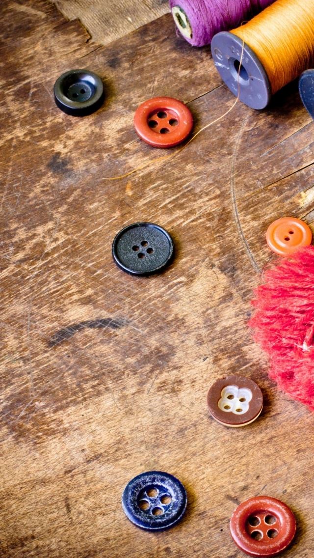 640x1136 Cool Buttons - purple iPhone Wallpaper