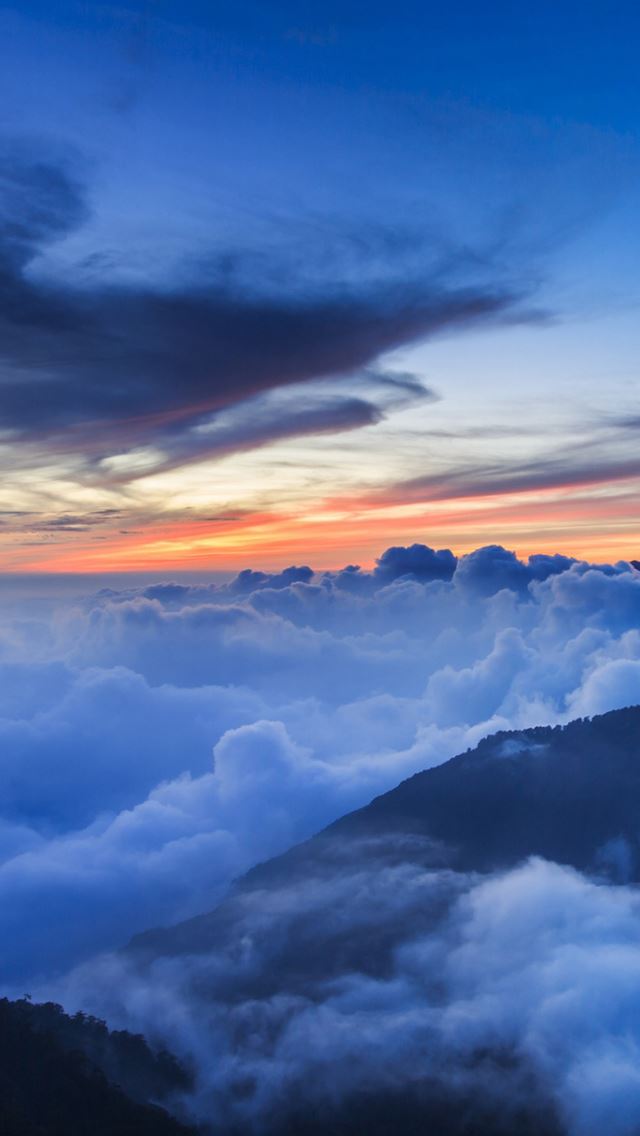 640x1136 Sea of cloud -  iPhone Wallpaper