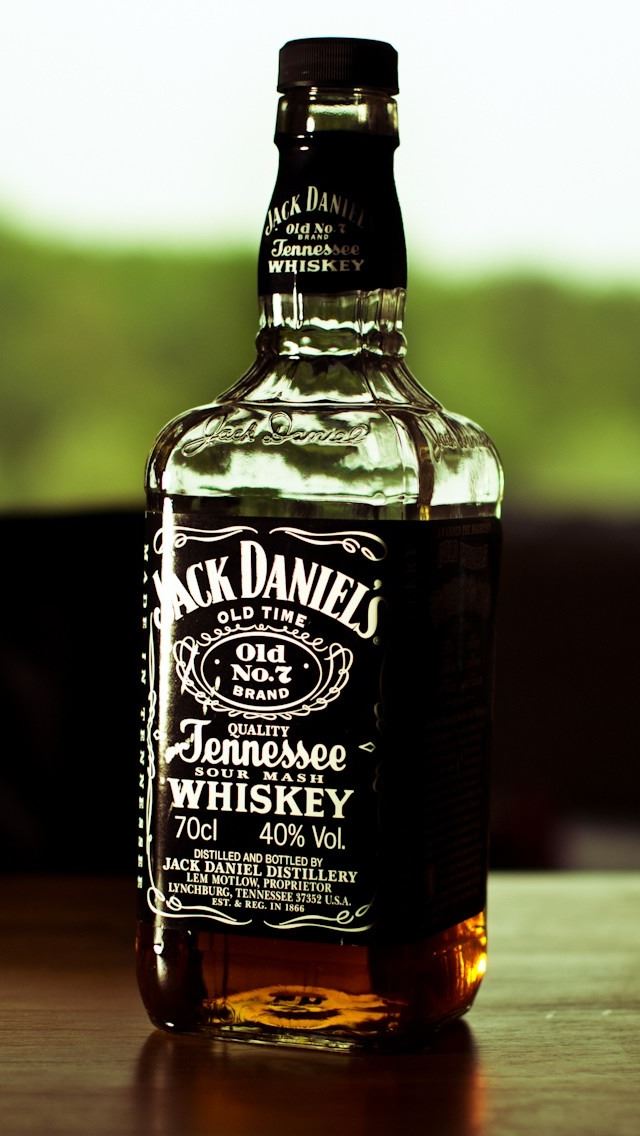 640x1136 Jack Daniels Bottle -  iPhone Wallpaper
