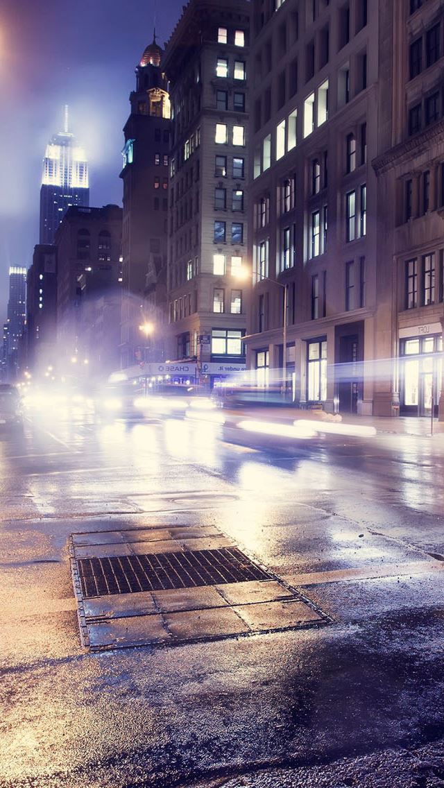 640x1136 City Night Street - building iPhone Wallpaper