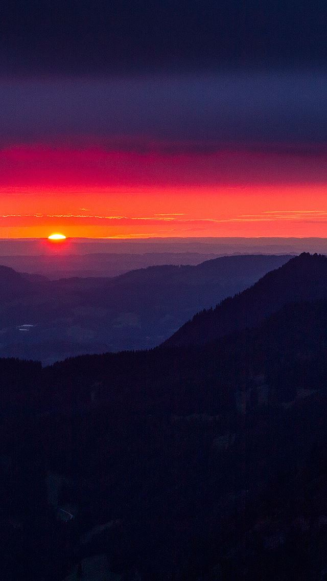 640x1136 Setting Sun On The Sea - sea iPhone Wallpaper