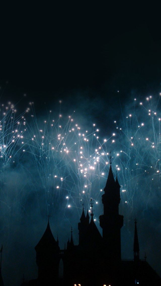 640x1136 Dream Castle Firework  - castle iPhone Wallpaper