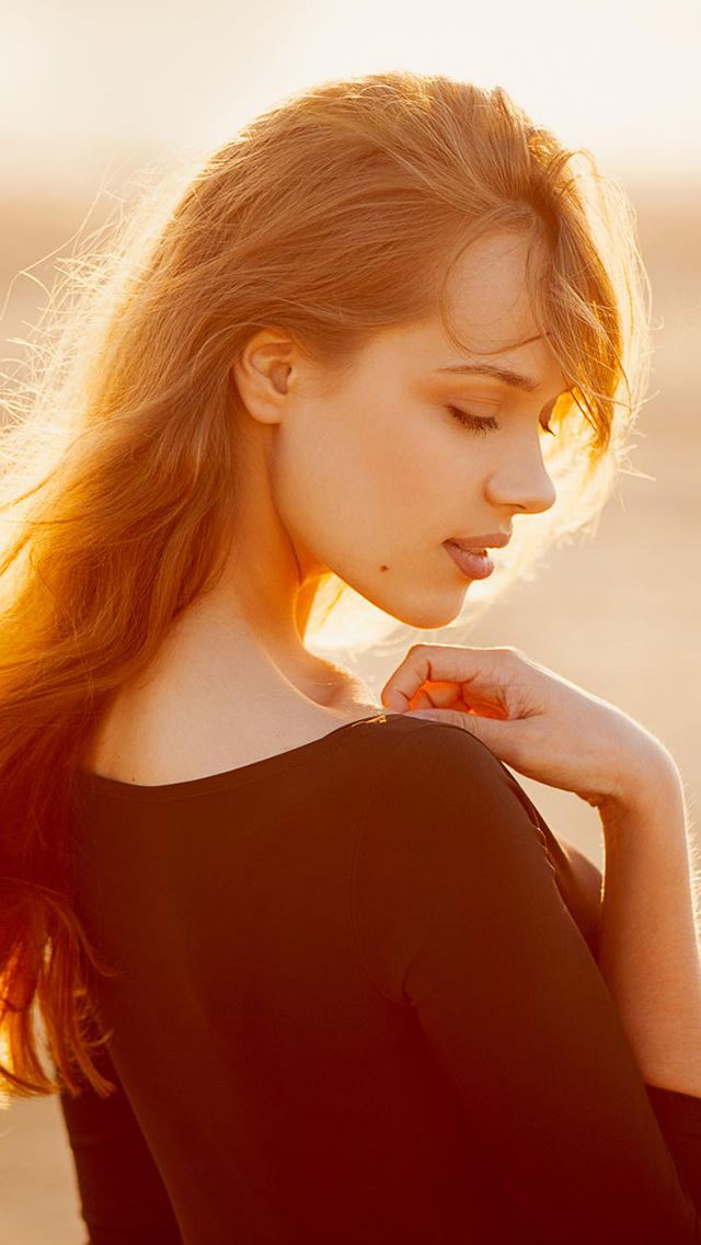 640x1136 Shy Girl -  iPhone Wallpaper