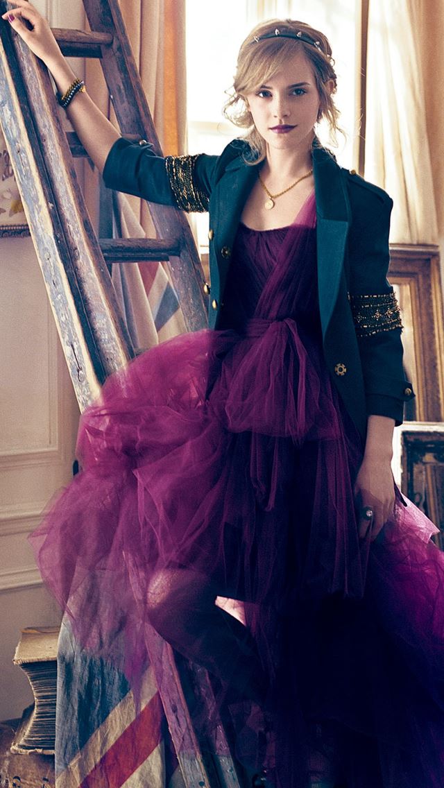 640x1136 Emma Waston Charming Beauty - women iPhone Wallpaper
