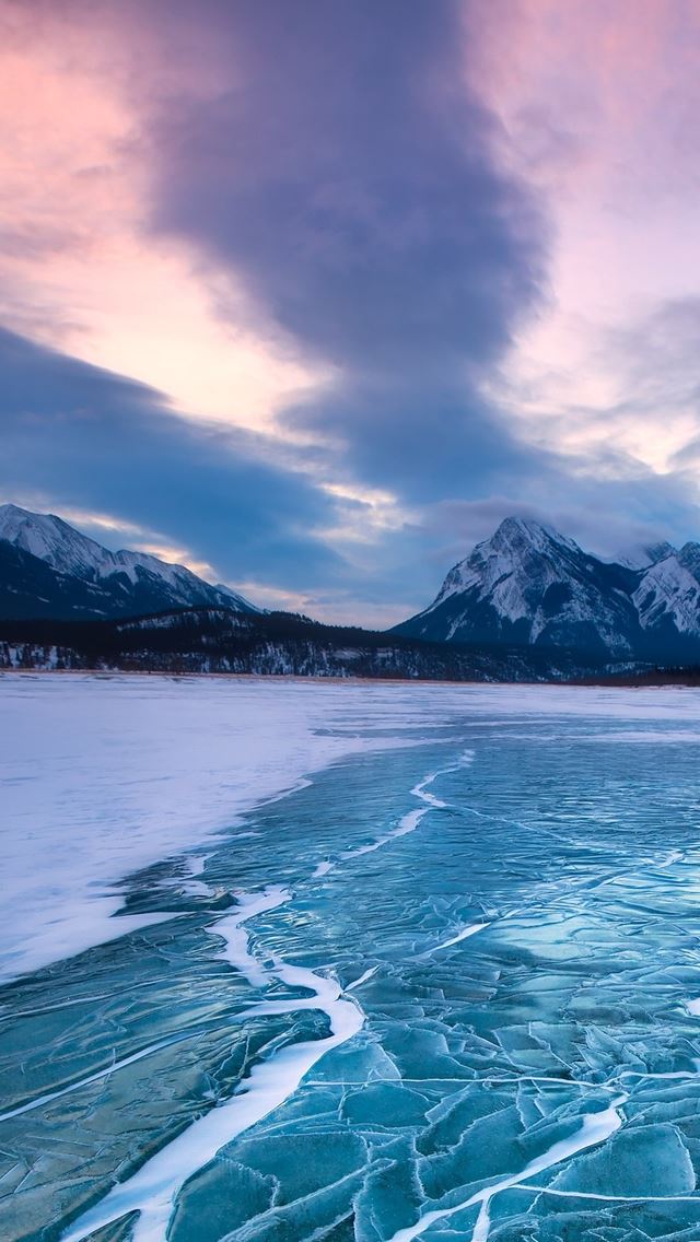 640x1136 Frozen Icy Sea Landscape - sea iPhone Wallpaper