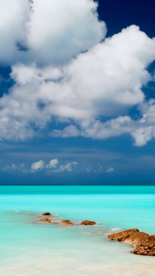 640x1136 Clear Blue Sea Sky - clear iPhone Wallpaper