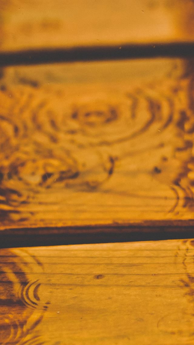 640x1136 So Much Rain Wood - wood iPhone Wallpaper