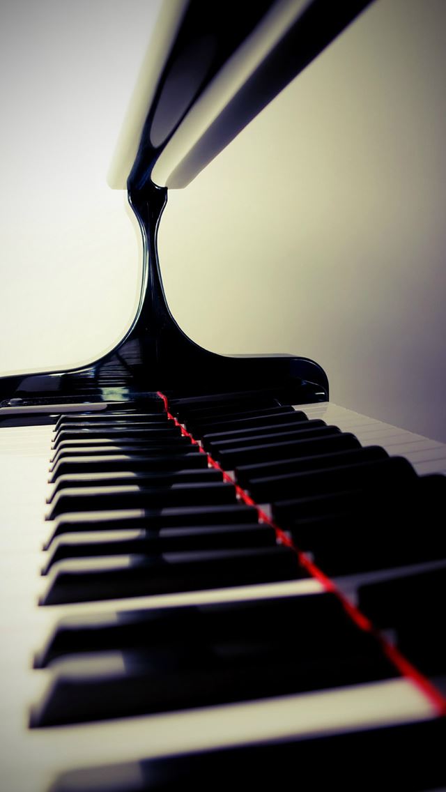 640x1136 Piano Key Closeup - piano iPhone Wallpaper