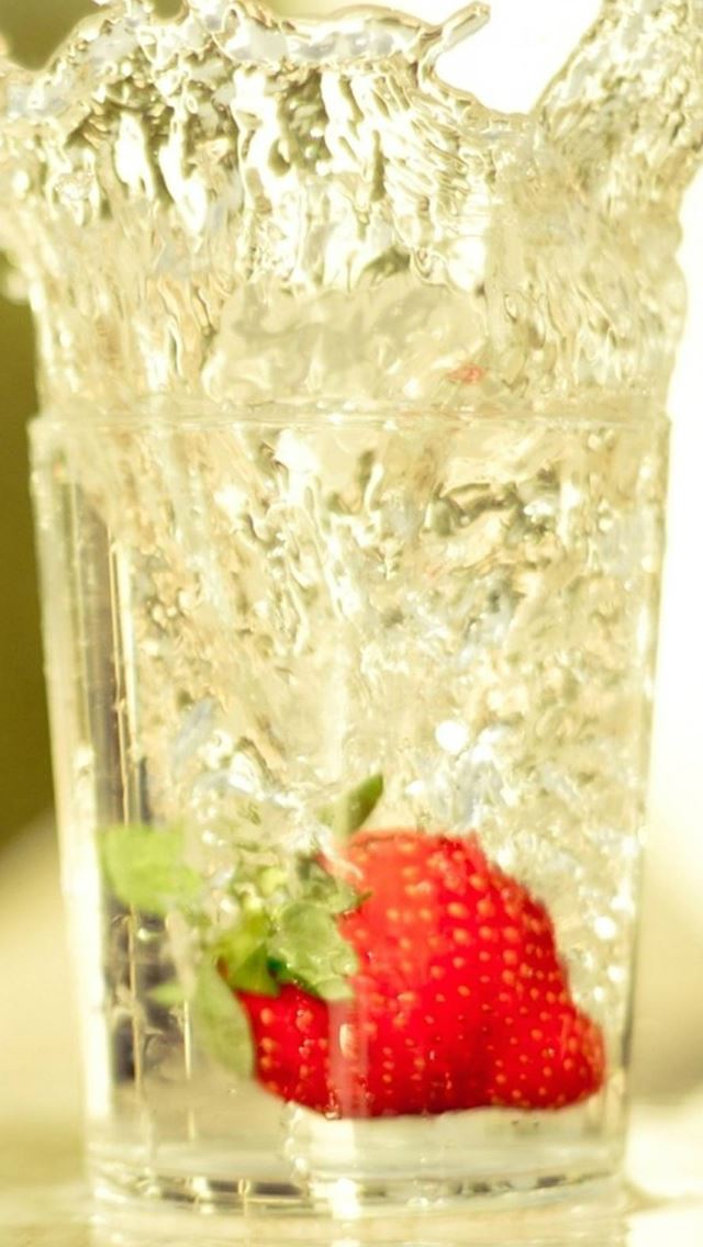 640x1136 Strawberry Falling In Glass Of Water - fruit iPhone Wallpaper