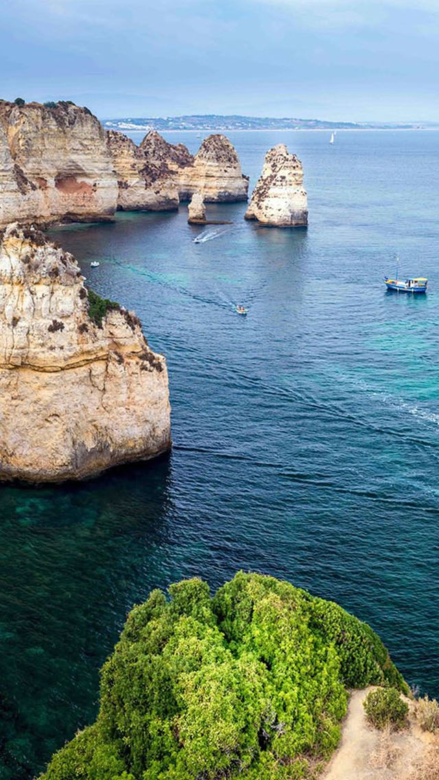 640x1136 Rock Seaside Theme - landscape iPhone Wallpaper