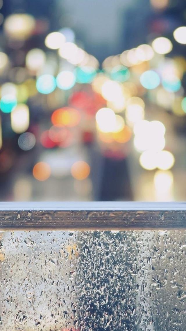640x1136 Rainy Street Window Bokeh - bokeh iPhone Wallpaper
