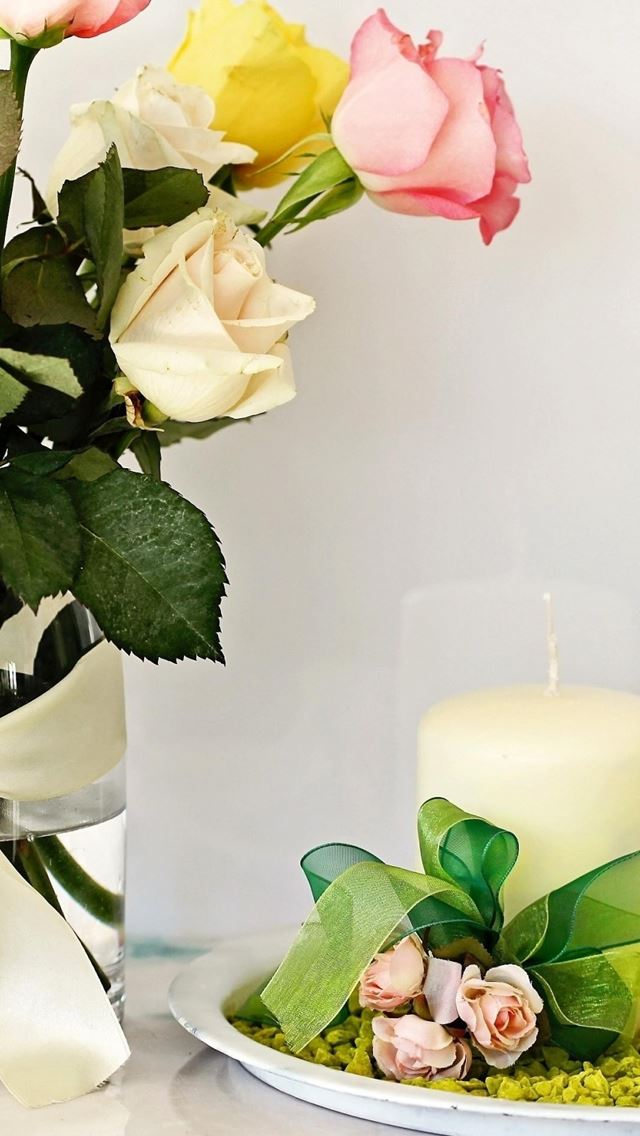 640x1136 Rose Bouquet Vase Candle Composition - candle iPhone Wallpaper