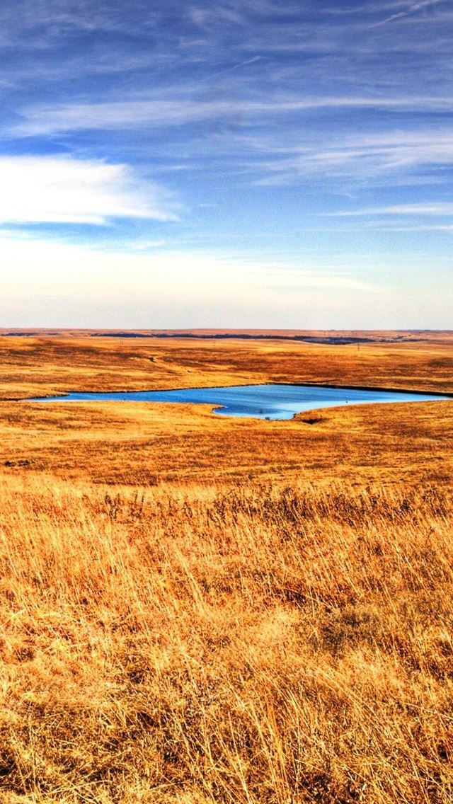 640x1136 Desolate Grassland Lake Skyscape - lake iPhone Wallpaper