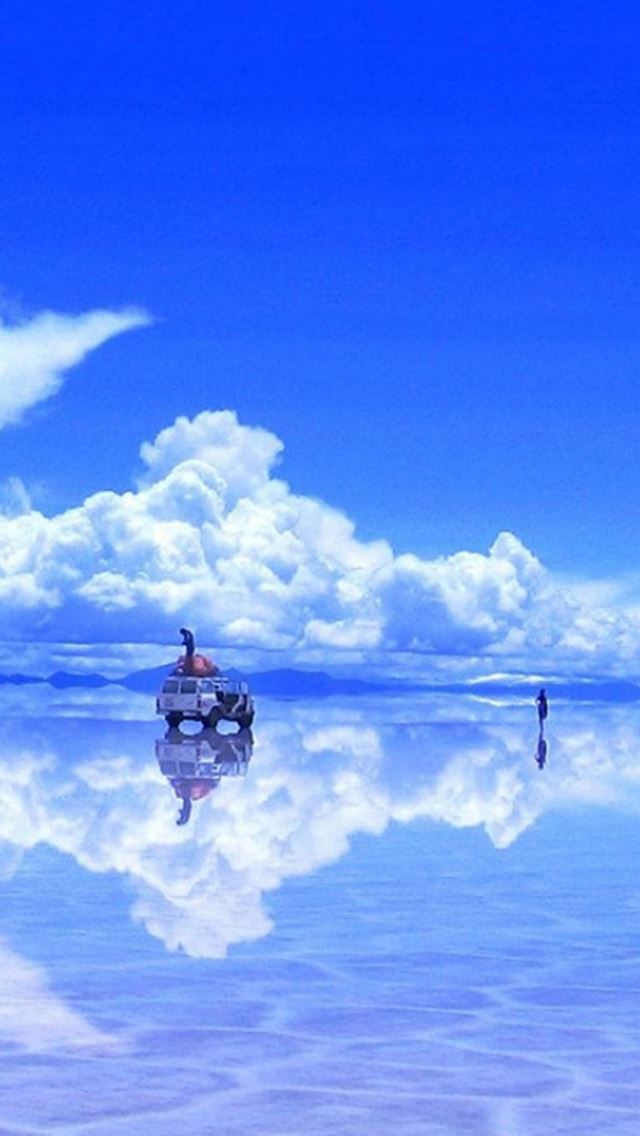 660x1136 Cloudy Skyscape Ocean Reflection - clear iPhone Wallpaper