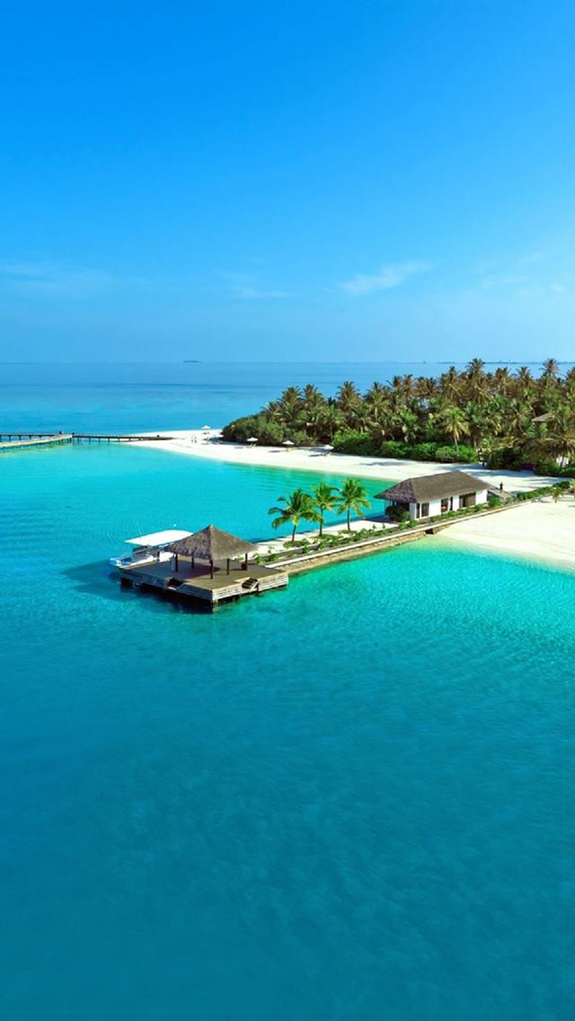 640x1136 Maldives Resort Light Blue Sea Island - sea iPhone Wallpaper