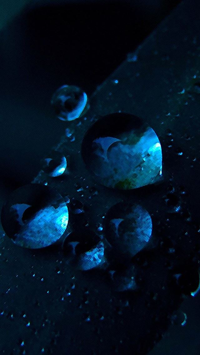 640x1136 Macro Water Drops Dark Blue Grass - water drop iPhone Wallpaper