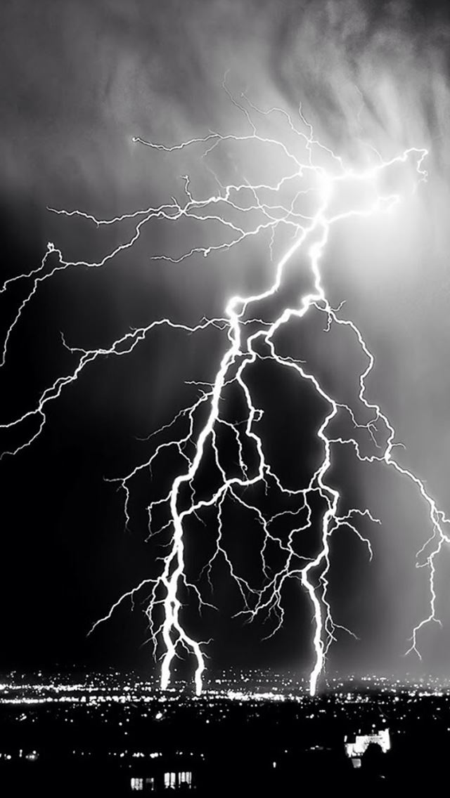 640x1136 Nature Lightening Storm Over City -  iPhone Wallpaper
