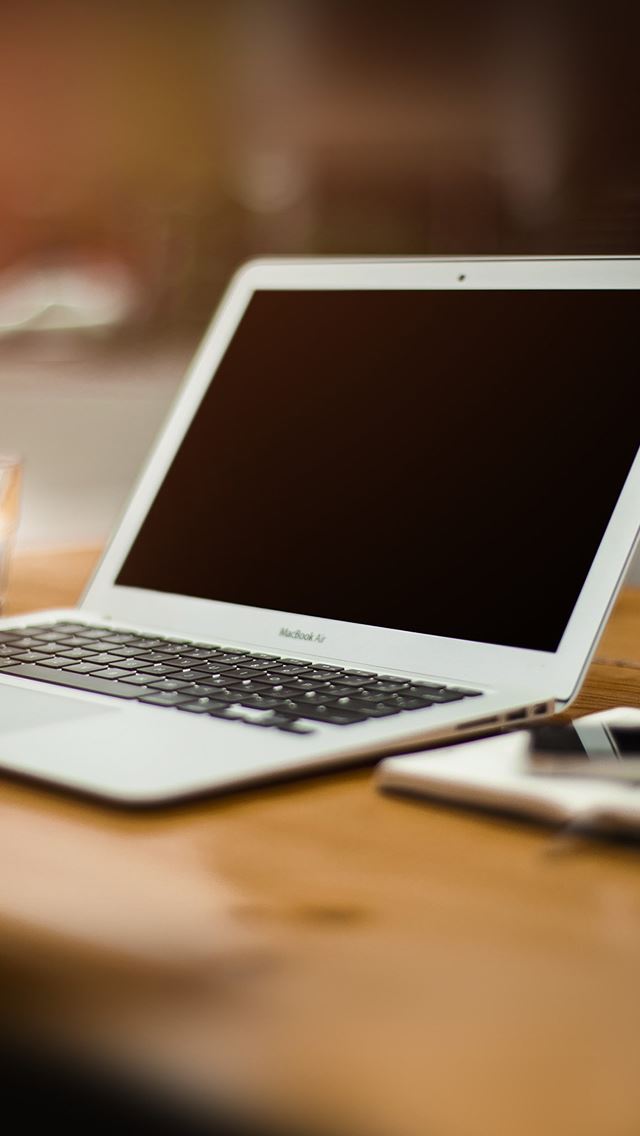 640x1136 MacBook Air Bokeh Art Apple - macbook iPhone Wallpaper