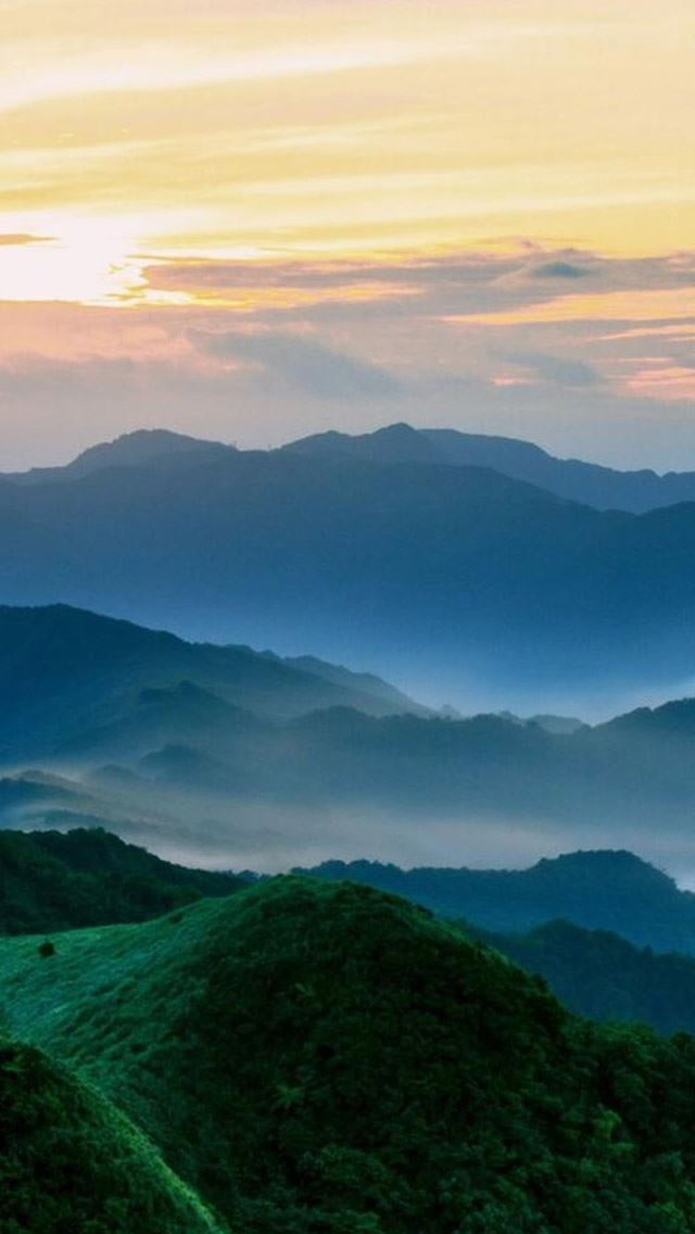 640x1136 Nature Mist Mountains Hill Sky Landscape - hill iPhone Wallpaper