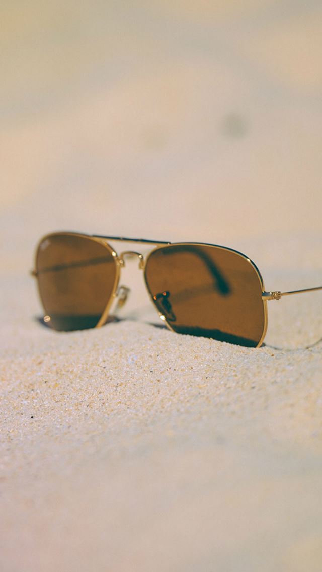 640x1136 Beach Holiday Glass Sand Nature Summer - pure iPhone Wallpaper