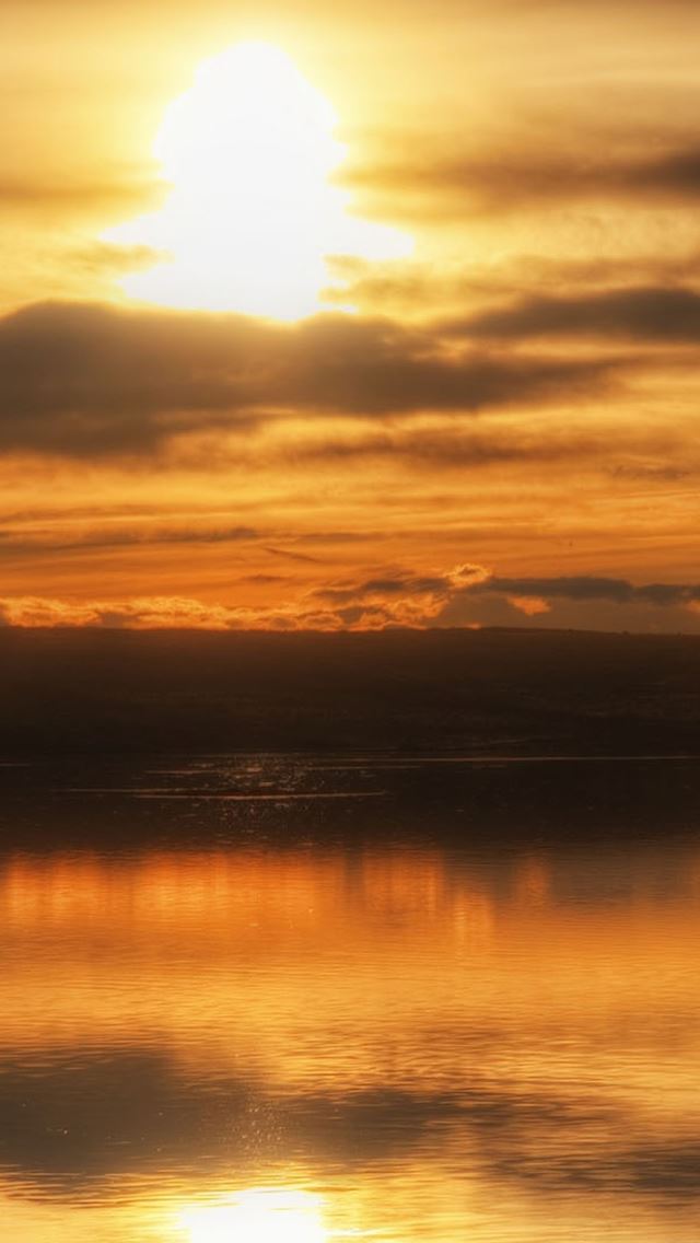 640x1136 Peaceful Calm Lake Reflection - hill iPhone Wallpaper