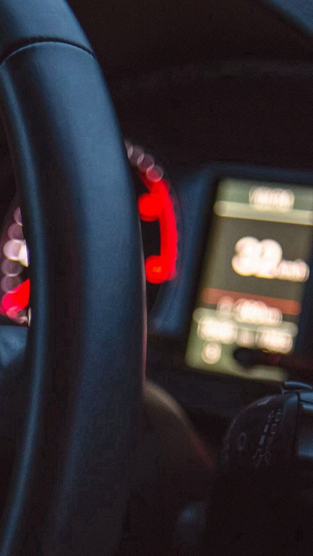 640x1136 Car Audi Drive Interior Motor Man - drive iPhone Wallpaper