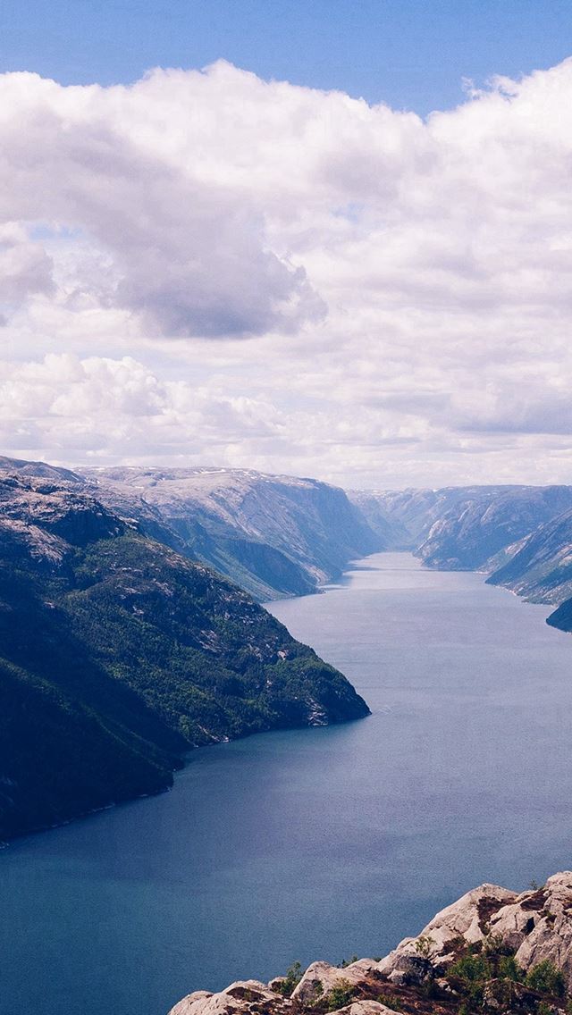 640x1136 Mountain View Blue Nice - mountains iPhone Wallpaper
