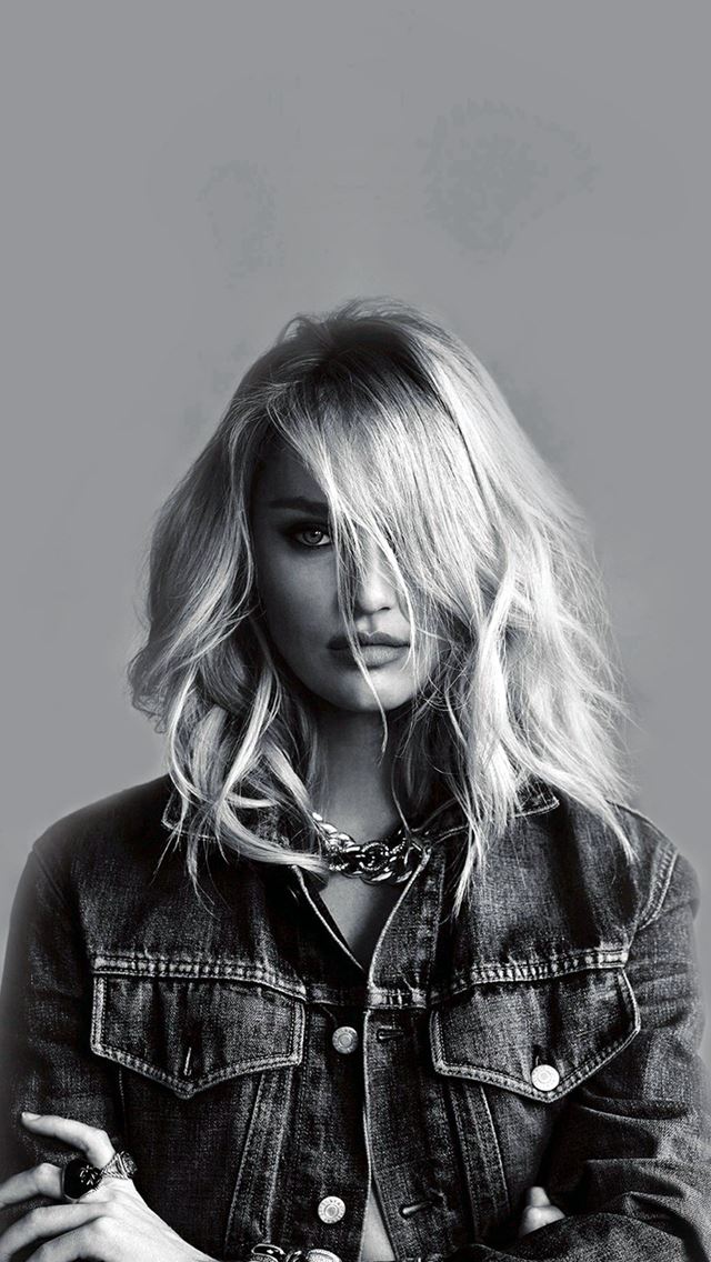 640x1136 Candice Blonde Victoria Dark Angel - relax iPhone Wallpaper