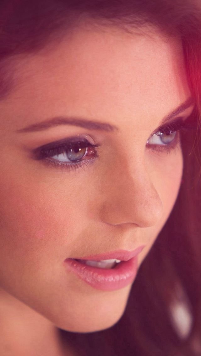 640x1136 Kiera Winters Model Sexy Face Flare Red - flare iPhone Wallpaper