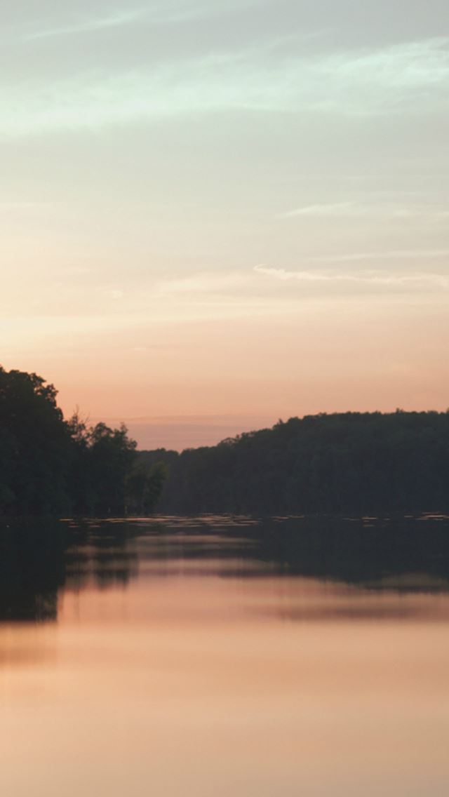 640x1136 Nature Sunset Calm Mountain Lake Scenery - reflection iPhone Wallpaper