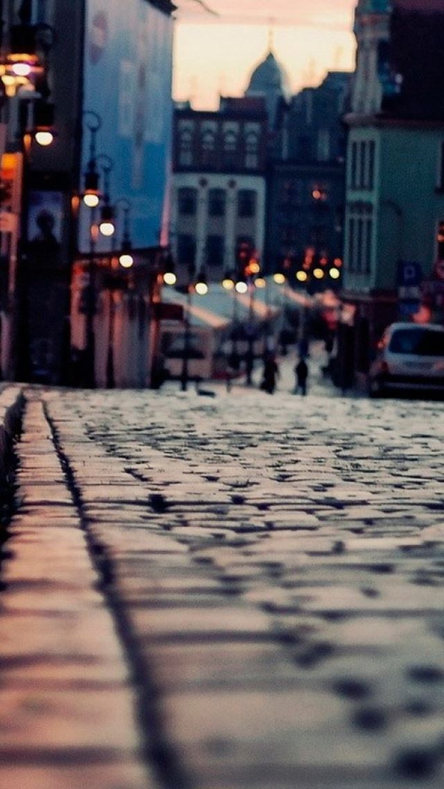 640x1136 Evening Old Town Area - buildings iPhone Wallpaper