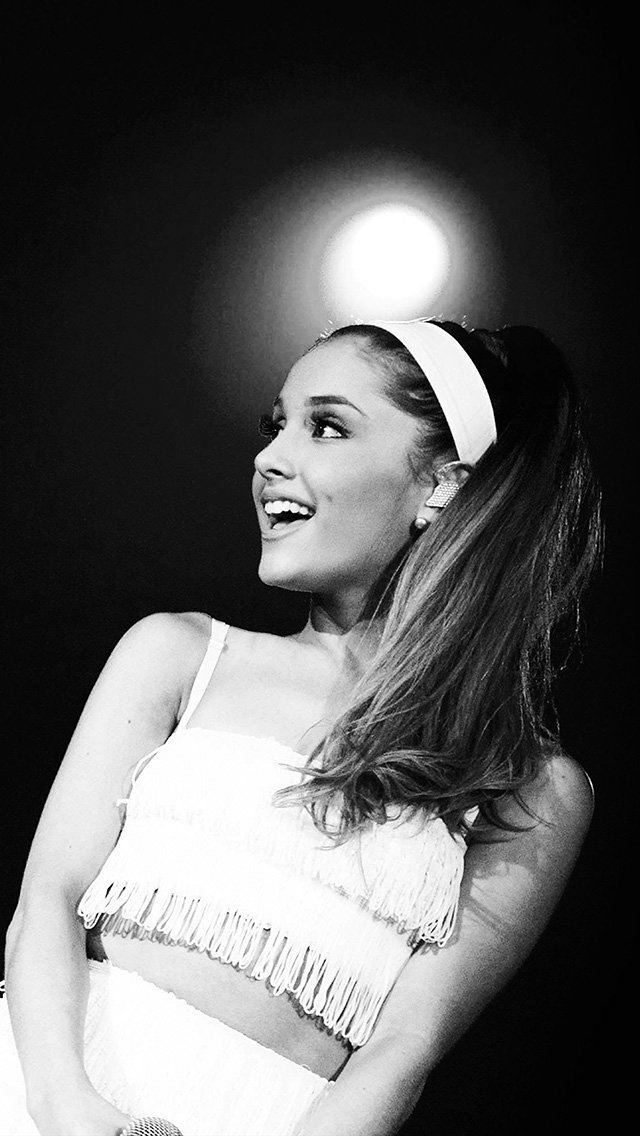 640x1136 Ariana Grande Dark Bw Sing - photography iPhone Wallpaper