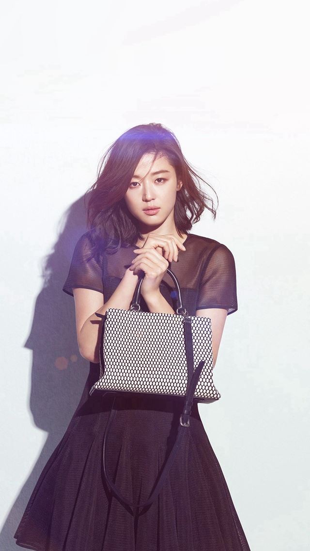 640x1136 Jun Ji Hyun Actress Kpop Cute Beauty Blue Flare - simple iPhone Wallpaper