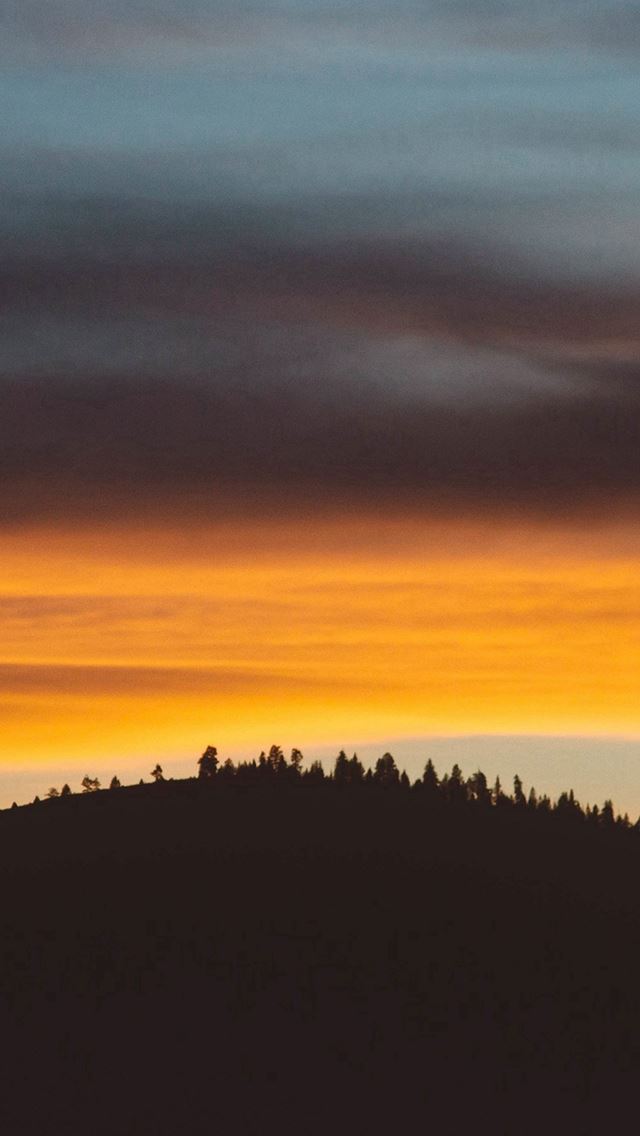 640x1136 Sky Sunset Mountain Red Nature - clouds iPhone Wallpaper