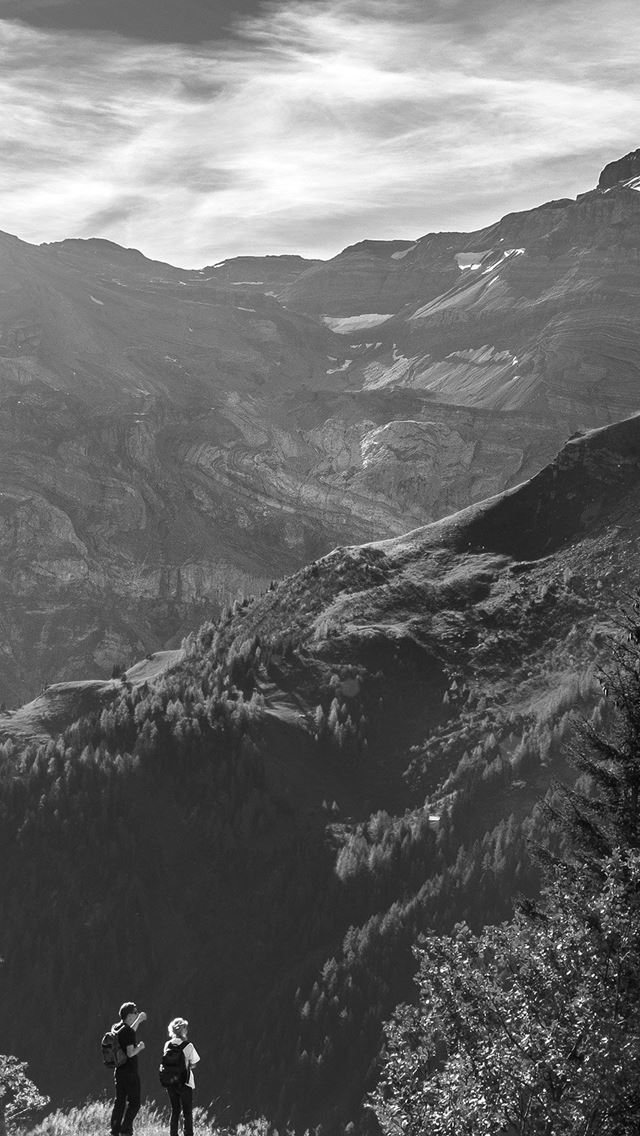 640x1136 Landscape Mountain View Sky Dark Bw - view iPhone Wallpaper