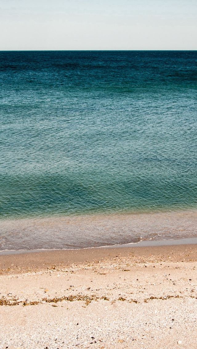 640x1136 Ocean Sea Beach Green Water - skyline iPhone Wallpaper