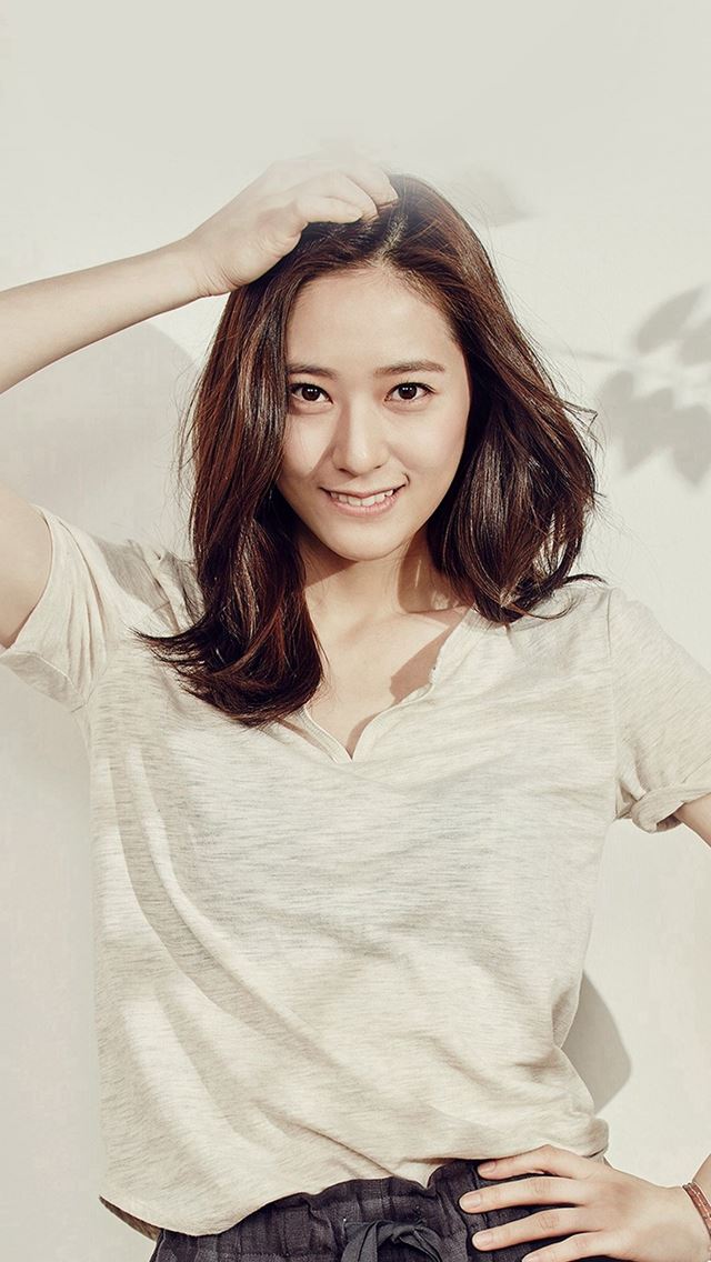 640x1136 Victoria Fx Kpop Girl Beige - photography iPhone Wallpaper