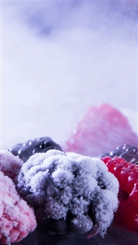 Berries Ice Raspberries Blueberries Blackberries wallpaper