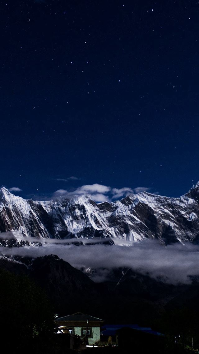 640x1136 Mountain Snow Dark Winter Sky Star - clouds iPhone Wallpaper