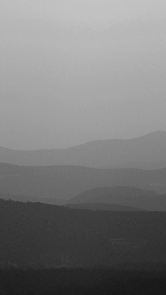 640x1136 Mountain Silhouette Dark Bw Morning Nature - Lockscreen iPhone Wallpaper