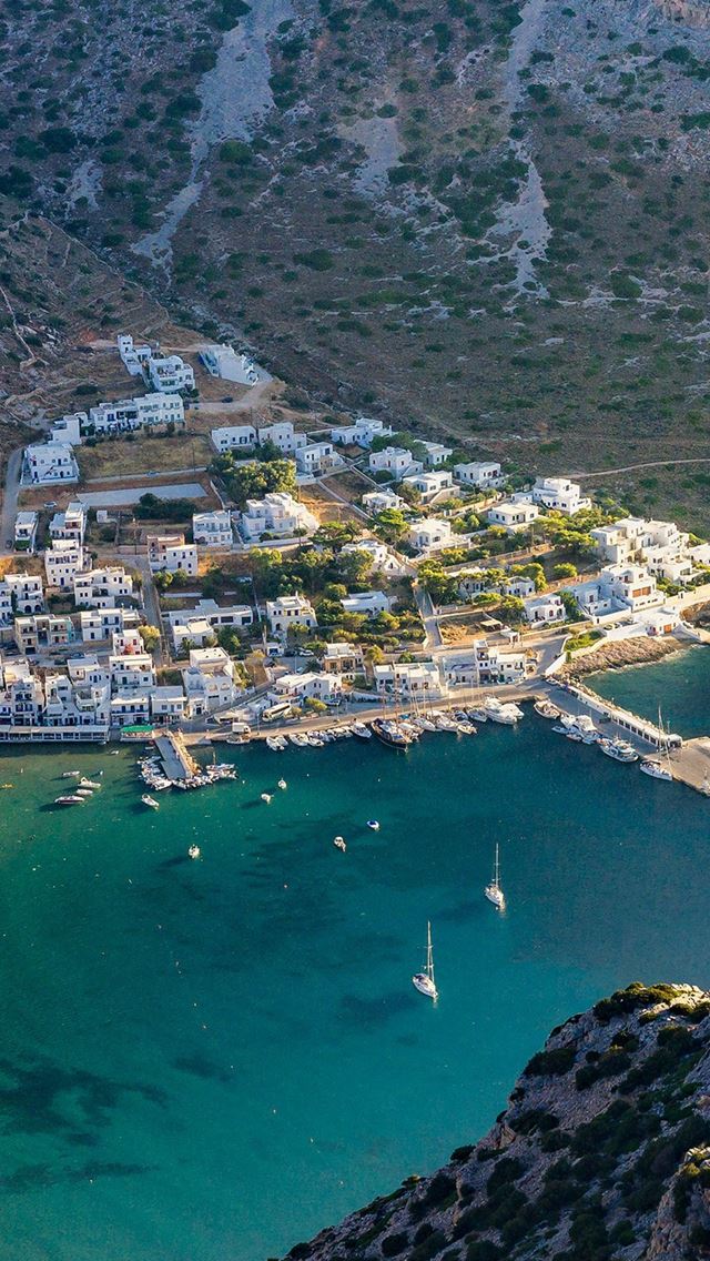 640x1136 Greece Beach Town Sea Mountain Summer Vacation - hill iPhone Wallpaper